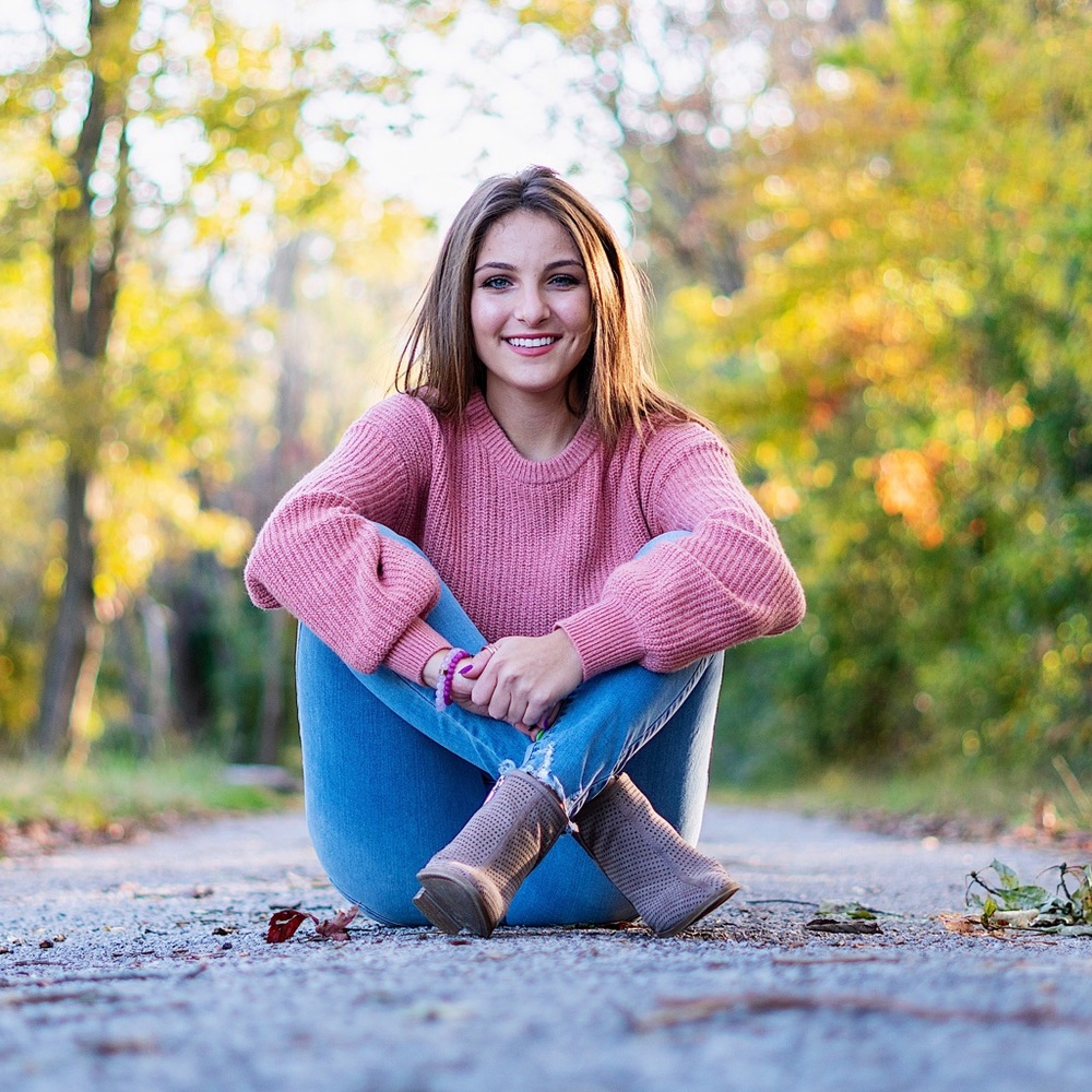 Meet your Posher, Valentena